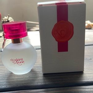 Mary Kay Thinking of love eau de parfum 1 fl.oz/ 29 ml new with box. NWOT